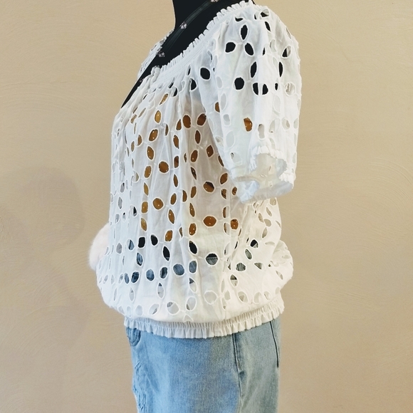 Halo short sleeved white blouse - Picture 4 of 7